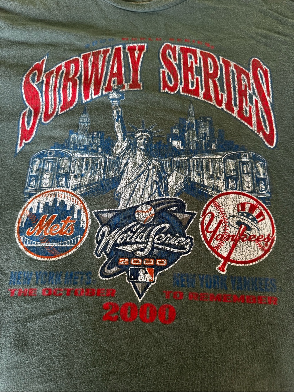 Cooperstown Collection Subway Series NY Yankees vs NY Mets T Shirt L